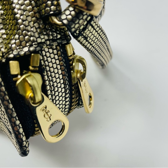 Juicy Couture Gold Wristlet Vegan Leather - Picture 6 of 16